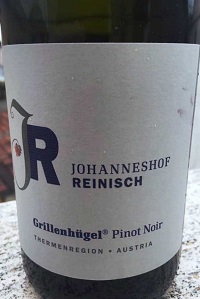 Johanneshof Reinisch Thermenregion Pinot Noir Grillenhügel 2017